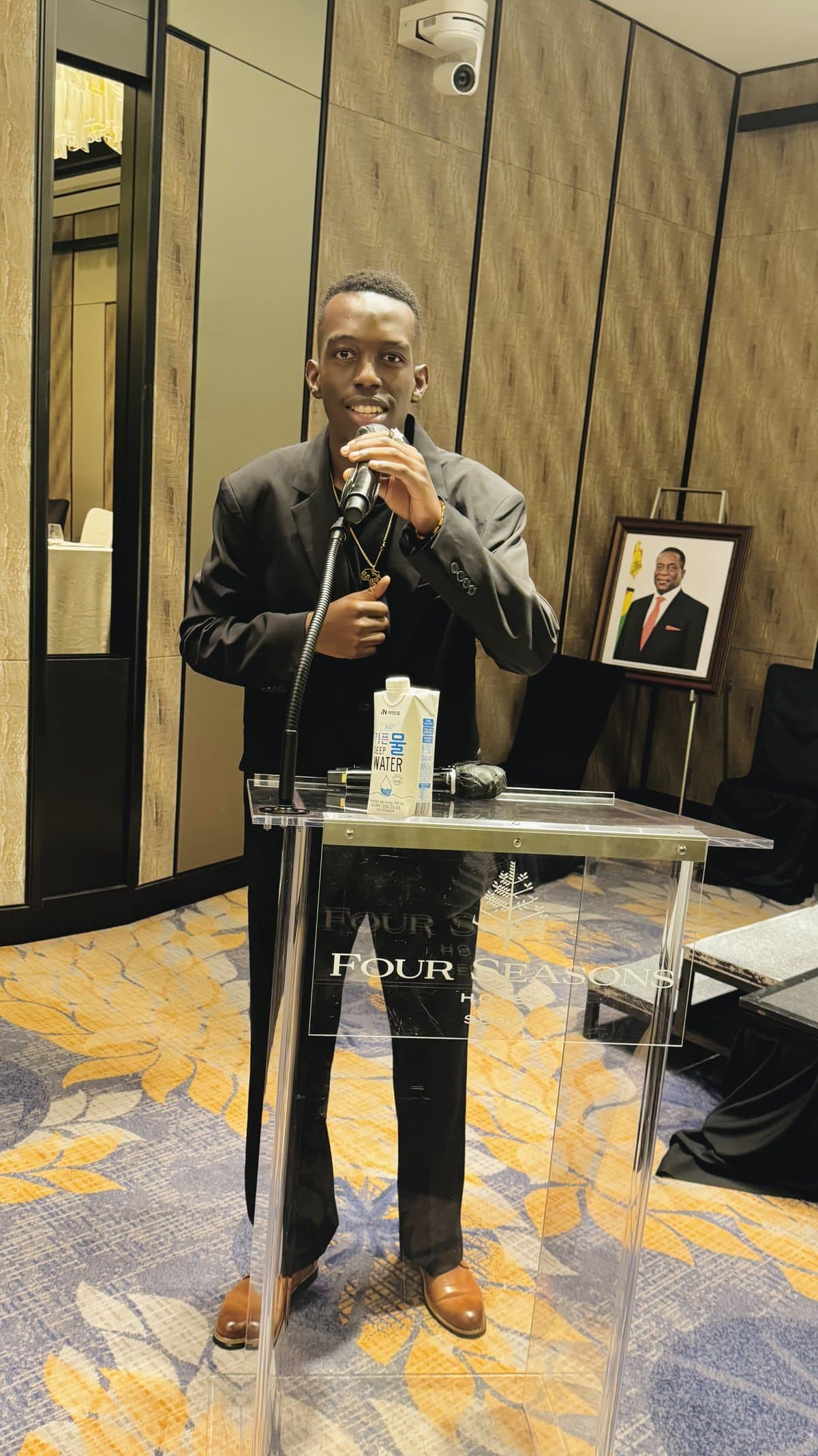 Ebstar speaking at the Four Seasons