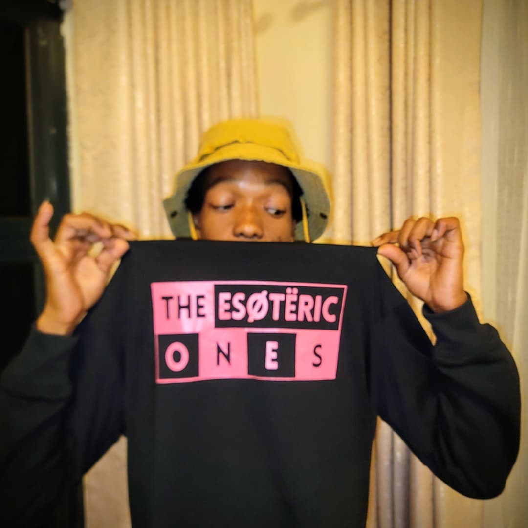 The ESØTËRIC Ones Tee — White