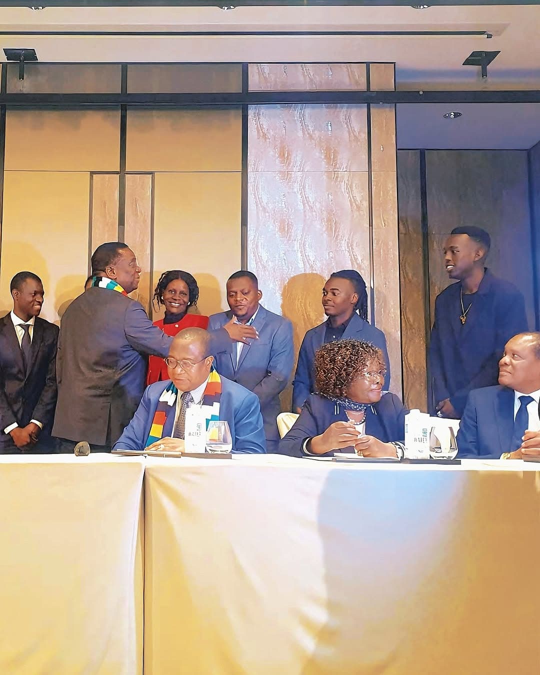 Met Zimbabwe President ED Mnangagwa at Korea-Africa Summit. Engaged with Rwandan & Tunisian leaders.